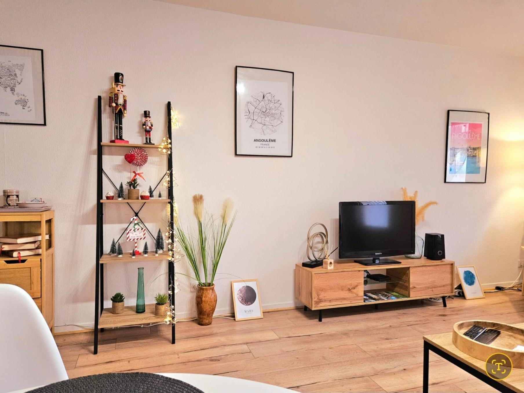 Appartement Cosy Proche Gare - Fibre Optique Et Parking Angoulême Exterior foto